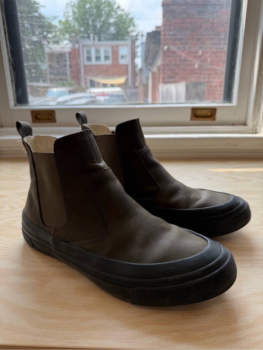SeaVee’s Beyond and Back Boot - Black Olive